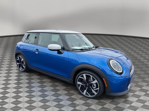 Used 2025 MINI Cooper S image 5