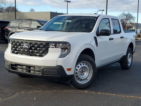 New 2025 Ford Maverick XL image 1