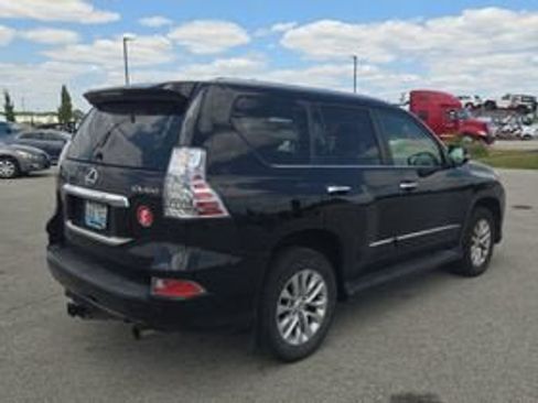 Used 2018 Lexus GX 460 Premium w/ Premium Package AWD/4WD image 3