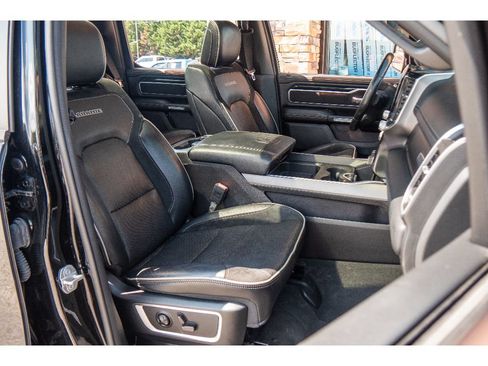 Used 2021 RAM 1500 Laramie w/ Sport Appearance Package AWD/4WD image 16