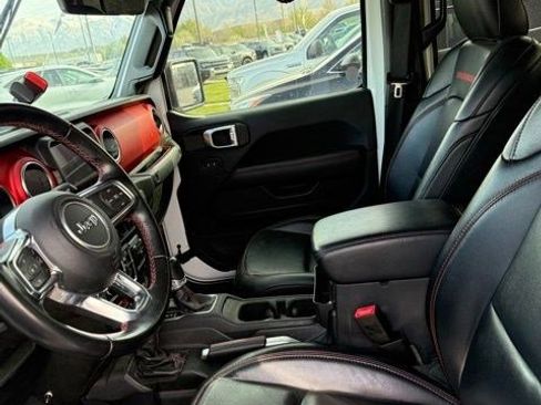 Used 2020 Jeep Gladiator Rubicon AWD/4WD image 11