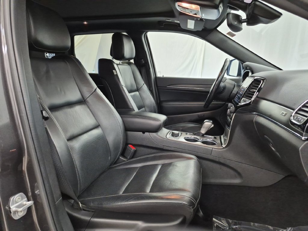 Used 2021 Jeep Grand Cherokee Limited w/ Quick Order Package 28K 80th AWD/4WD image 33