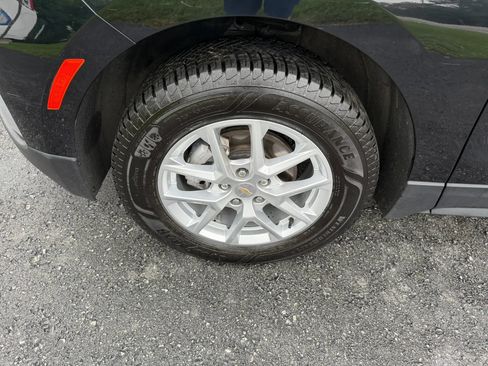 Used 2024 Chevrolet Equinox LT w/ Driver Convenience Package AWD/4WD image 43