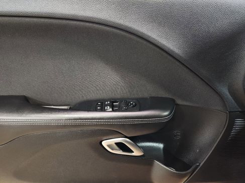 Used 2019 Dodge Challenger GT w/ Driver Convenience Group image 41