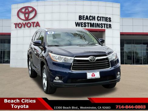 Used 2015 Toyota Highlander Limited w/ Driver Technology Package image 3