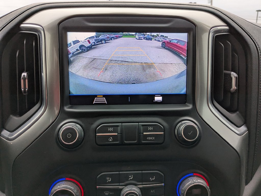 Used 2021 Chevrolet Silverado 1500 LT AWD/4WD image 13