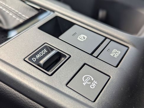 New 2026 Nissan Sentra SV w/ SV Convenience Package FWD image 27