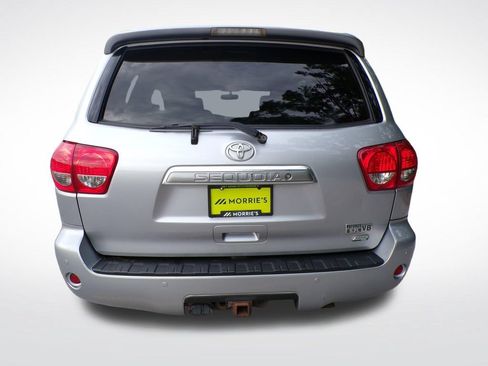 Used 2015 Toyota Sequoia Platinum AWD/4WD image 5
