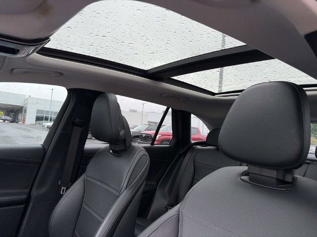 Used 2023 Mercedes-Benz GLC 300 4MATIC image 22