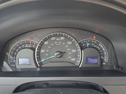 Used 2013 Toyota Camry LE image 20