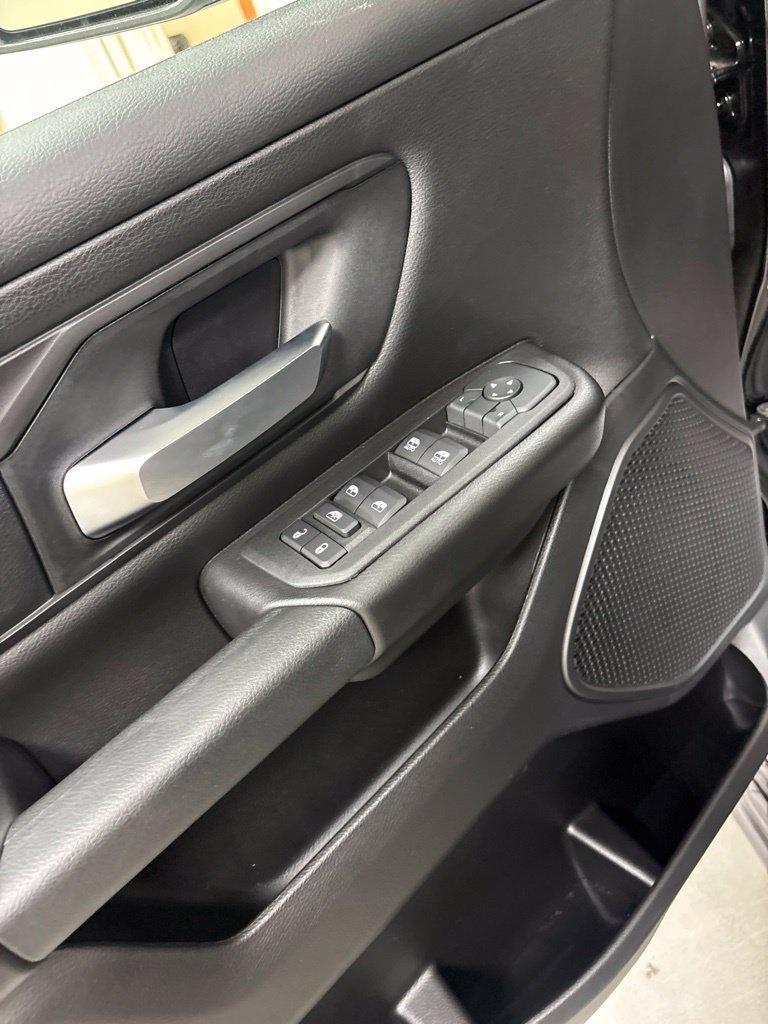 New 2027 RAM 1500 Express AWD/4WD image 18