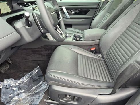 Used 2025 Land Rover Discovery Sport S AWD/4WD image 9