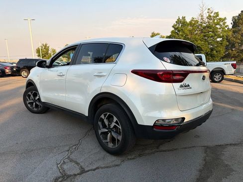 Used 2022 Kia Sportage LX AWD/4WD image 12