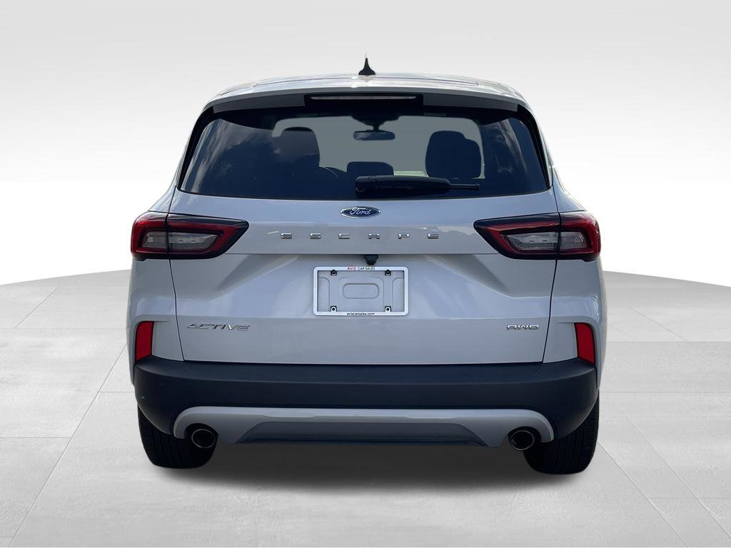 Used 2025 Ford Escape Active AWD/4WD image 10