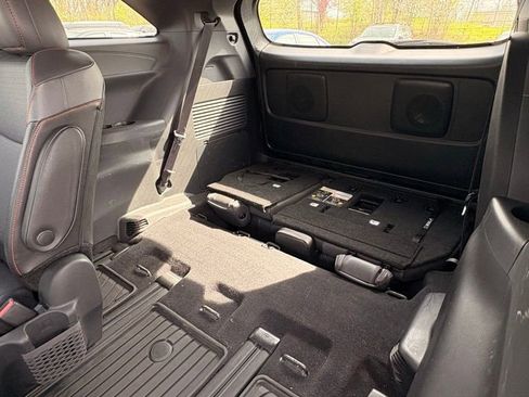 Used 2023 Toyota Sienna XSE AWD/4WD image 14