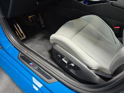Used 2026 BMW M5 Touring AWD/4WD image 15