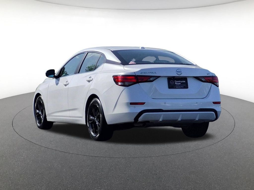 Used 2023 Nissan Sentra SV FWD image 7