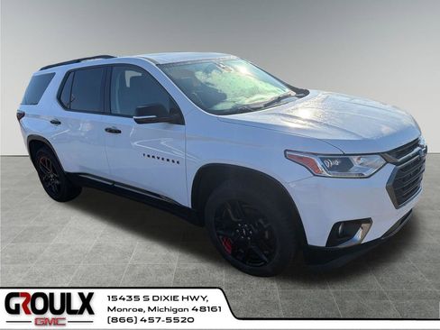 Used 2019 Chevrolet Traverse Premier w/ Redline Edition FWD image 8