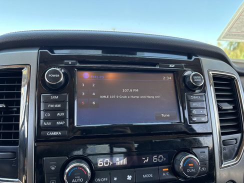 Used 2018 Nissan Titan Platinum Reserve w/ Platinum Utility Package AWD/4WD image 23