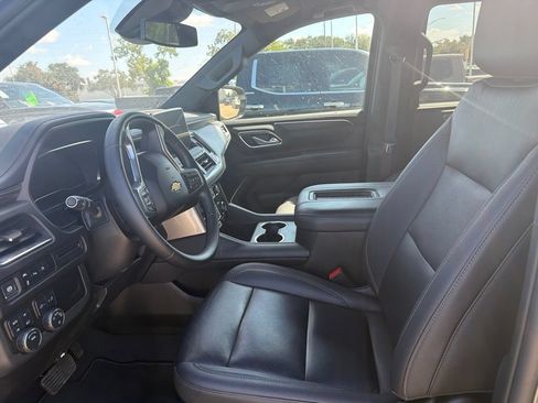 Used 2024 Chevrolet Tahoe LT AWD/4WD image 2