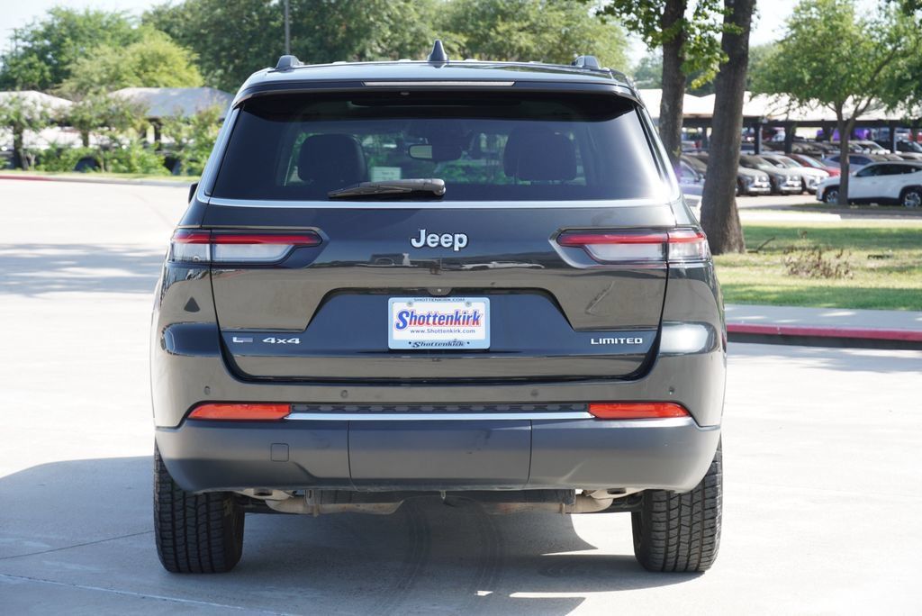 Used 2022 Jeep Grand Cherokee L Limited AWD/4WD image 6