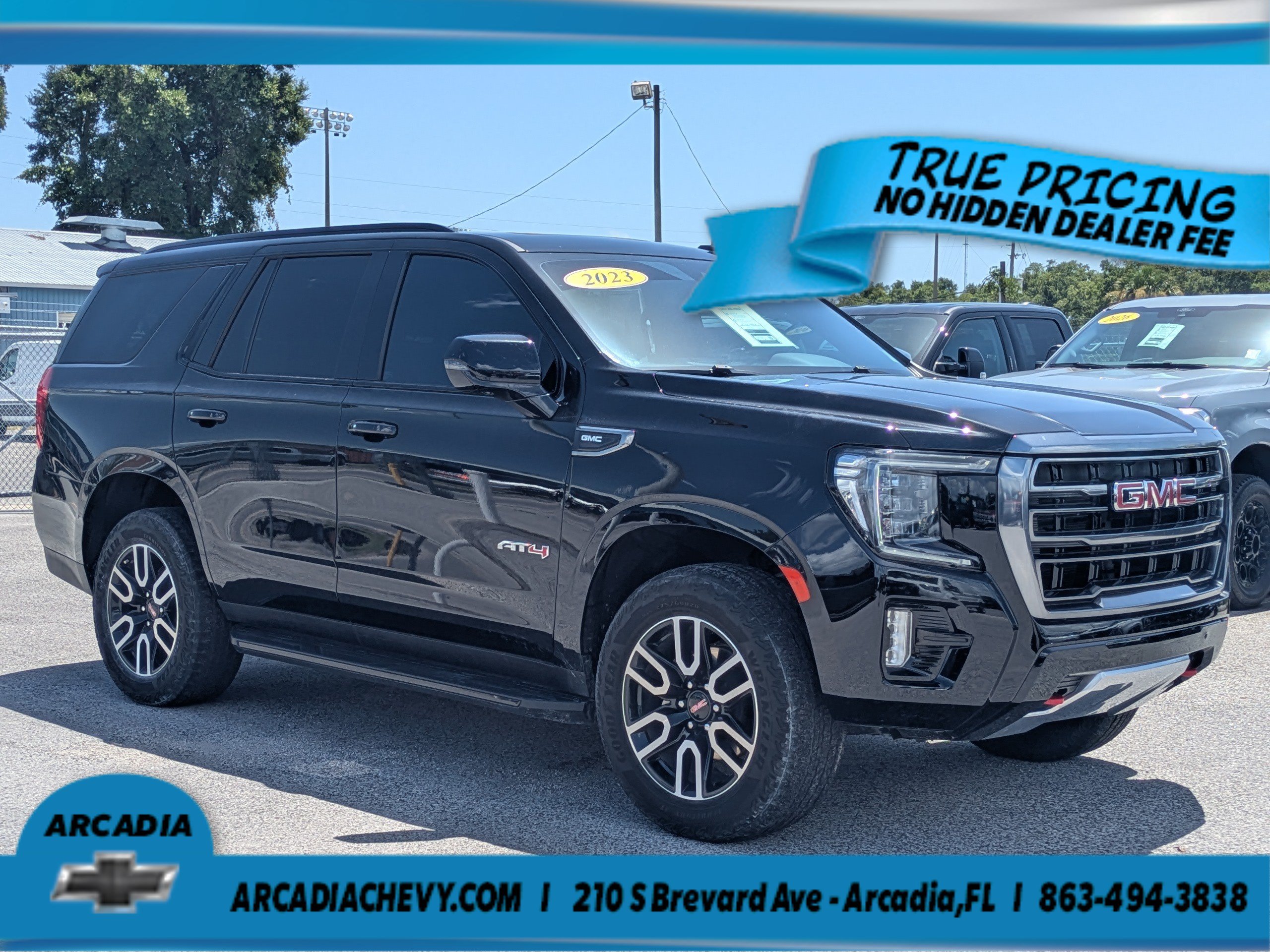 Used 2023 GMC Yukon AT4 w/ LPO, Floor Liner Package AWD/4WD image 2