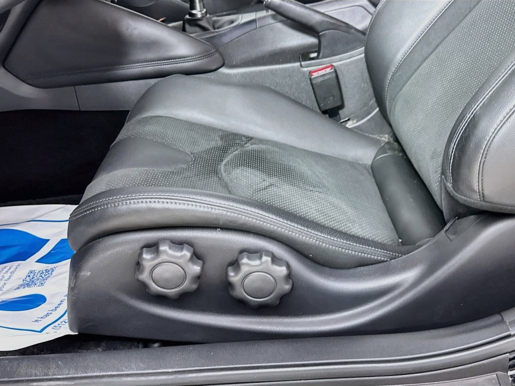 Used 2024 Nissan Z Performance w/ Floor Mat Package RWD image 26