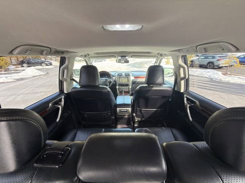 Used 2010 Lexus GX 460 AWD/4WD image 22