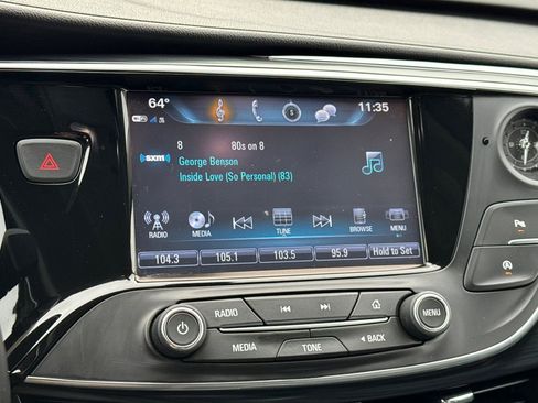 Used 2020 Buick Envision Essence image 17