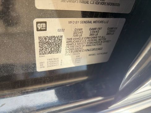 Used 2022 GMC Sierra 1500 SLT w/ SLT Premium Plus Package AWD/4WD image 27