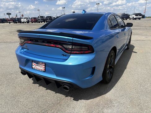 Used 2023 Dodge Charger R/T w/ Blacktop Package RWD image 3