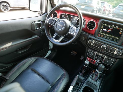 Used 2021 Jeep Wrangler Unlimited Rubicon AWD/4WD image 9