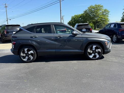 Used 2024 Hyundai Kona Limited image 2