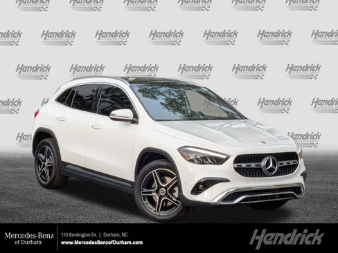 New 2026 Mercedes-Benz GLA 250 4MATIC image 1
