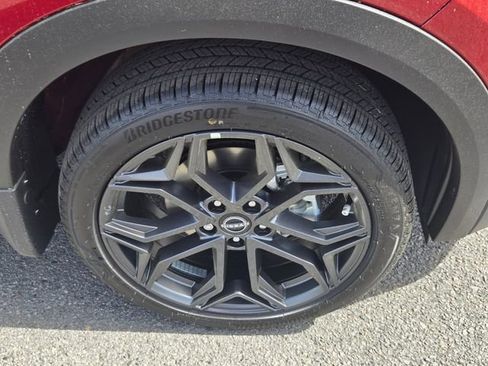 New 2026 Nissan Kicks SR FWD image 14