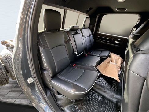 New 2026 RAM 3500 Big Horn w/ Laramie Trim Package image 9