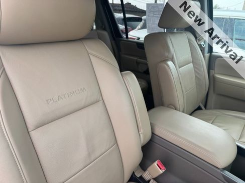 Used 2013 Nissan Armada Platinum image 5