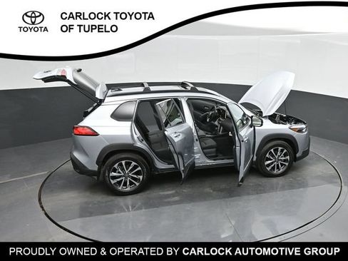 Used 2025 Toyota Corolla Cross XLE w/ Convenience Package AWD/4WD image 51