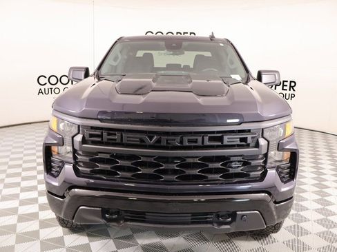 Used 2024 Chevrolet Silverado 1500 Custom Trail Boss w/ Dark Appearance Package image 8