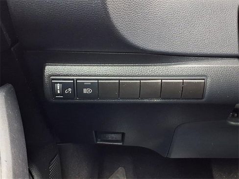 Used 2023 Toyota Corolla LE image 15