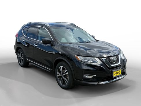 Used 2017 Nissan Rogue SL w/ SL Premium Package FWD image 7