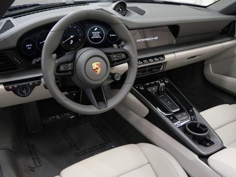 Used 2023 Porsche 911 Carrera image 12
