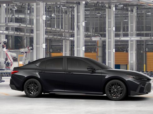 New 2026 Toyota Camry SE AWD/4WD image 13