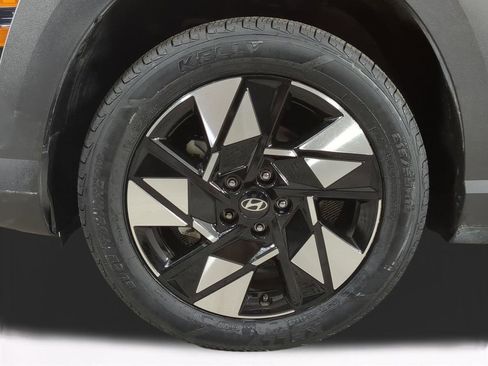 Certified 2024 Hyundai Kona SEL w/ Convenience Package FWD image 11