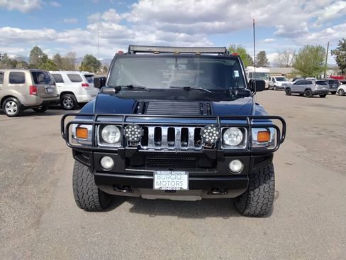 Used 2005 HUMMER H2 image 2