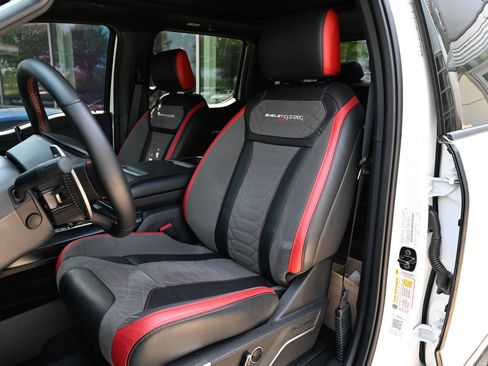 Used 2024 Ford F150 Raptor AWD/4WD image 19