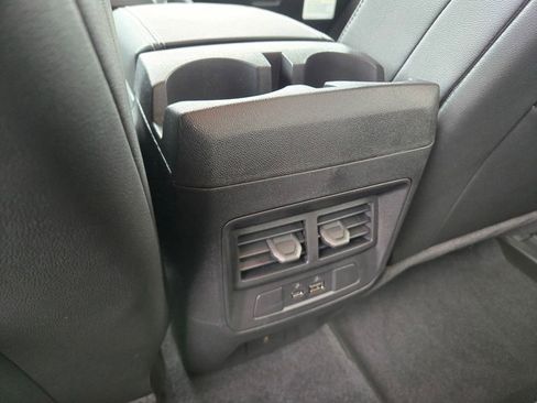 New 2025 GMC Canyon Elevation w/ Convenience Package image 21