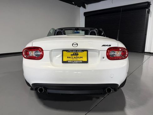 Used 2015 MAZDA MX-5 Miata Club RWD image 5