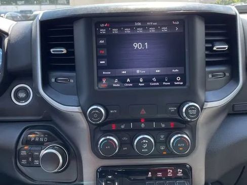Used 2020 RAM 1500 Big Horn AWD/4WD image 25