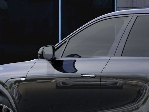 New 2026 Cadillac Lyriq V AWD/4WD image 12